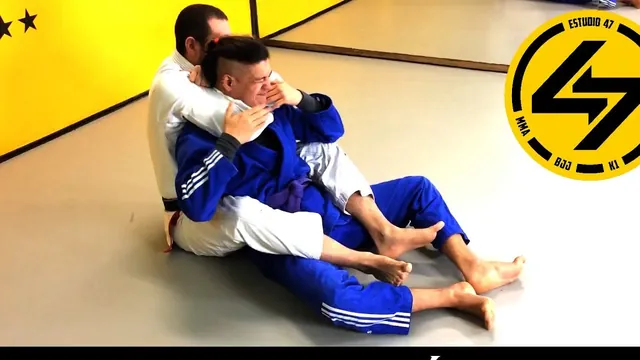 Mata león (rear naked choke) — demostración