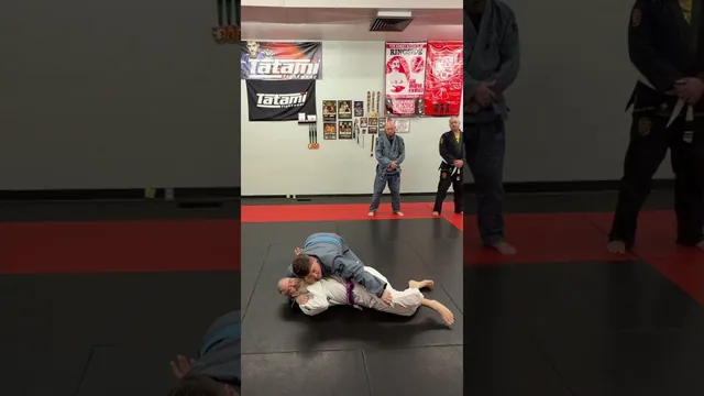 Control lateral: cruzado de cara y underhook — demostración